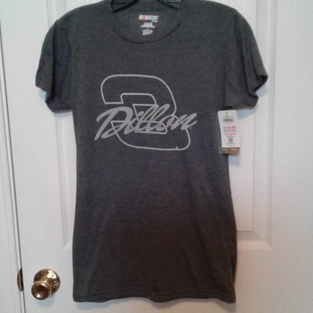 NASCAR for her 3 Dillon t shirt sz large nwt